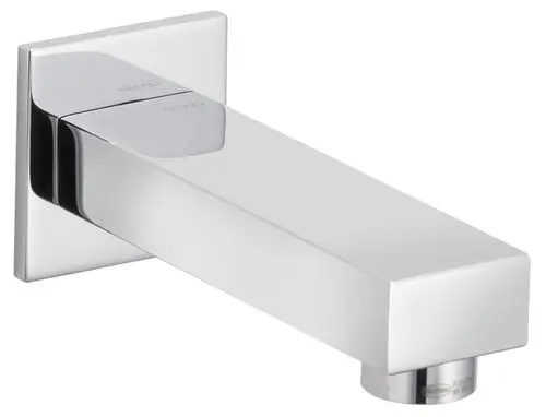 Chromfarbener Wasserhahn mit rechteckigem Auslauf und quadratischer Wandmontage. Modernes Design für Badezimmerarmaturen.